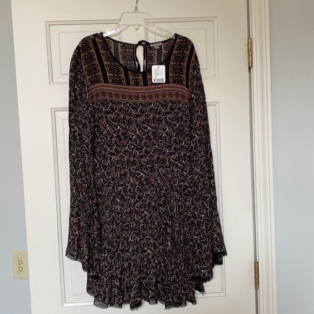 NWT Ladies ecotè flowy dress